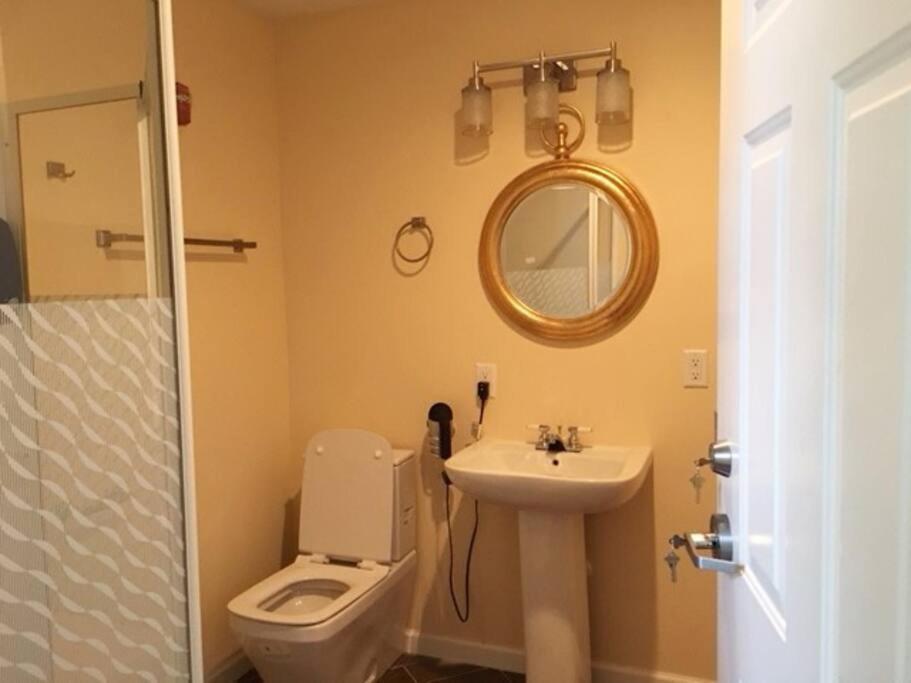 Luxury Three Story Apartment In Short North Columbus Exteriör bild