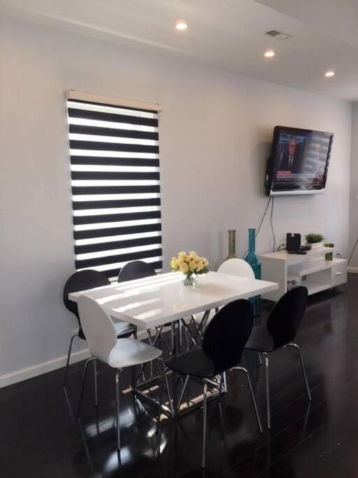 Luxury Three Story Apartment In Short North Columbus Exteriör bild
