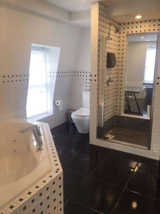 Luxury Three Story Apartment In Short North Columbus Exteriör bild